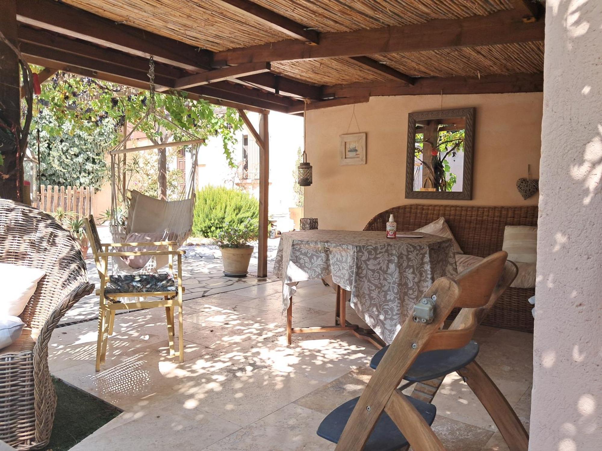 La Tramontane Bed & Breakfast Jonquerettes ภายนอก รูปภาพ